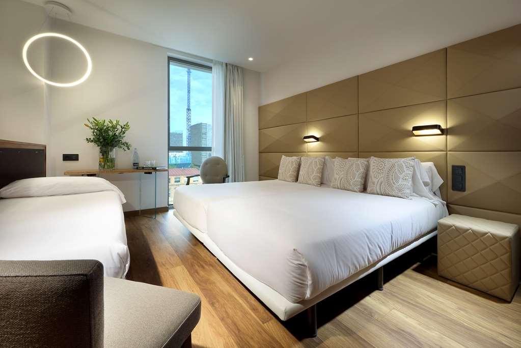 Hotel Sb Glow Barcelona Room photo